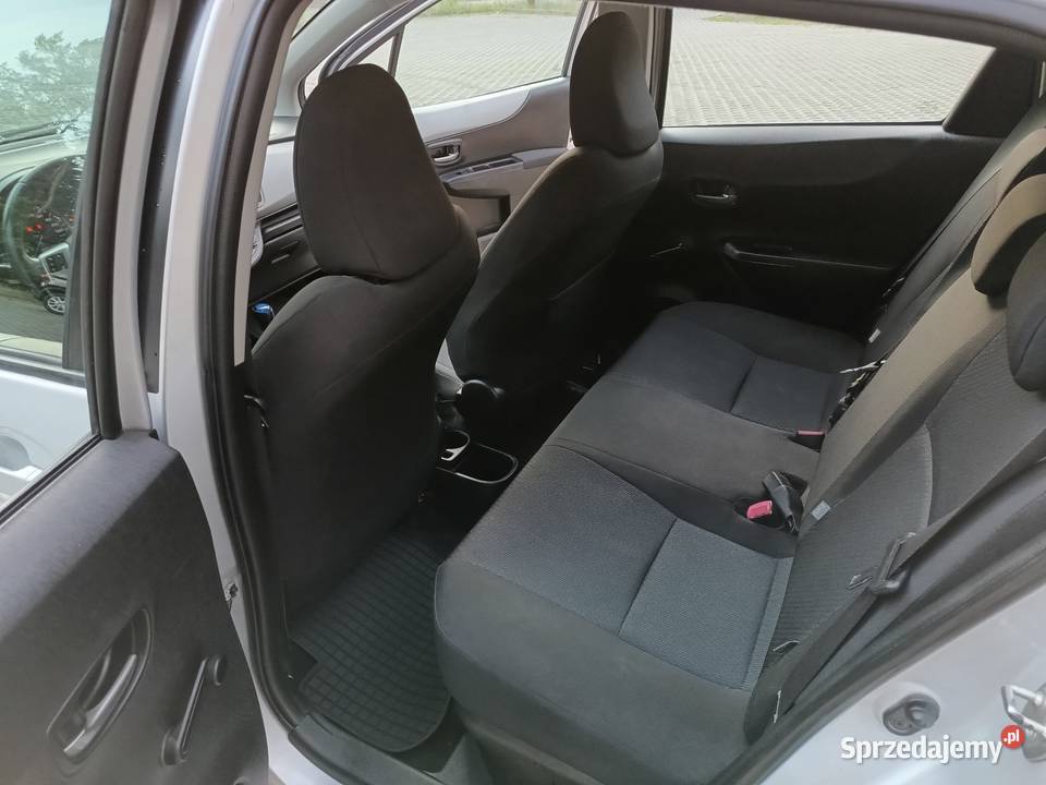 Sprzedam Toyotę Yaris hybrid gniazdo USB Izabelin C sprzedam