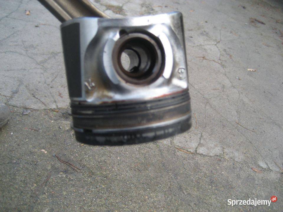 toyota avensis t22 lift 20d 0002r tłok korbowód osobowe Rakoniewice