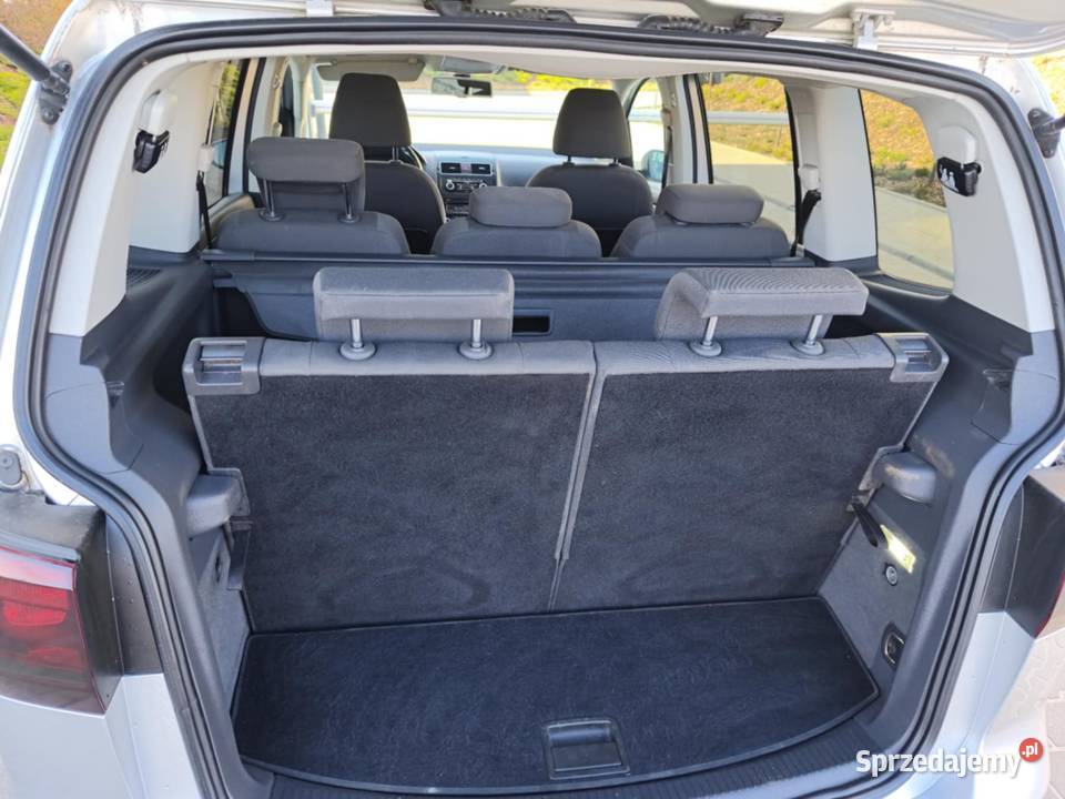 Volkswagen Touran 16 TDI 140 koni 2012 wersja 7