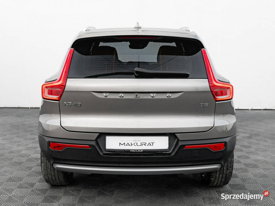 Volvo XC 40 WJ6471KT3 Momentum Pro Podgrzf I Gdańsk