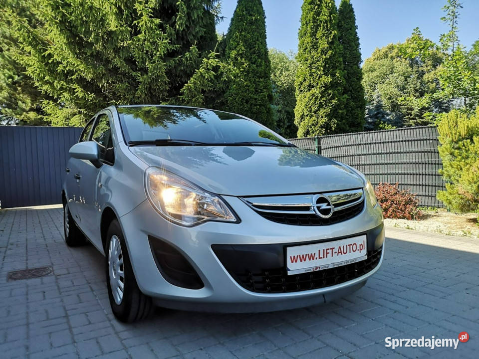 Opel Corsa 12 Benzyna 86 Klimatyzacja Isofix bluetooth Corsa sprzedam