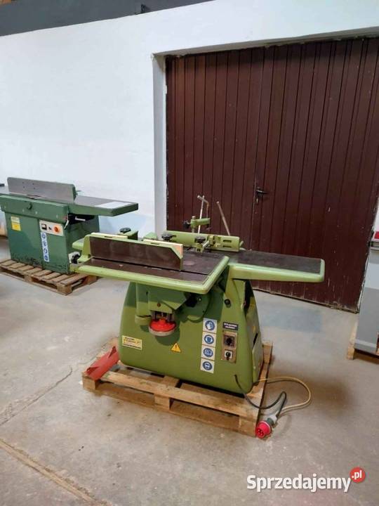 Wieloczynnościowa wyrówniarka