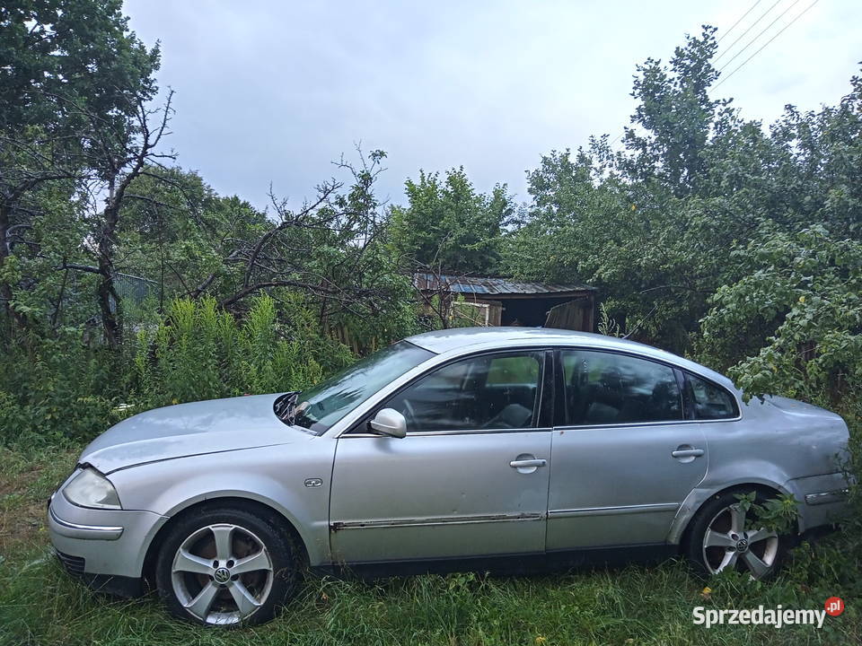 Passat b5 19 130 na części uszkodzony
