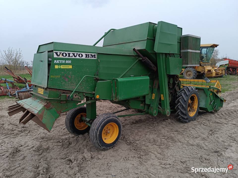 Kombajn Zbożowy Volvo bm800 aktiv m800 stan Chełm sprzedam