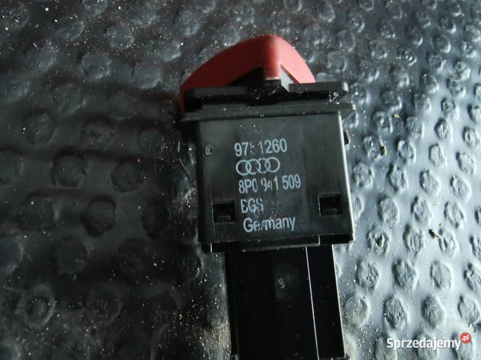 Włącznik przycisk świateł awaryjnych audi a3 8P Sieraków