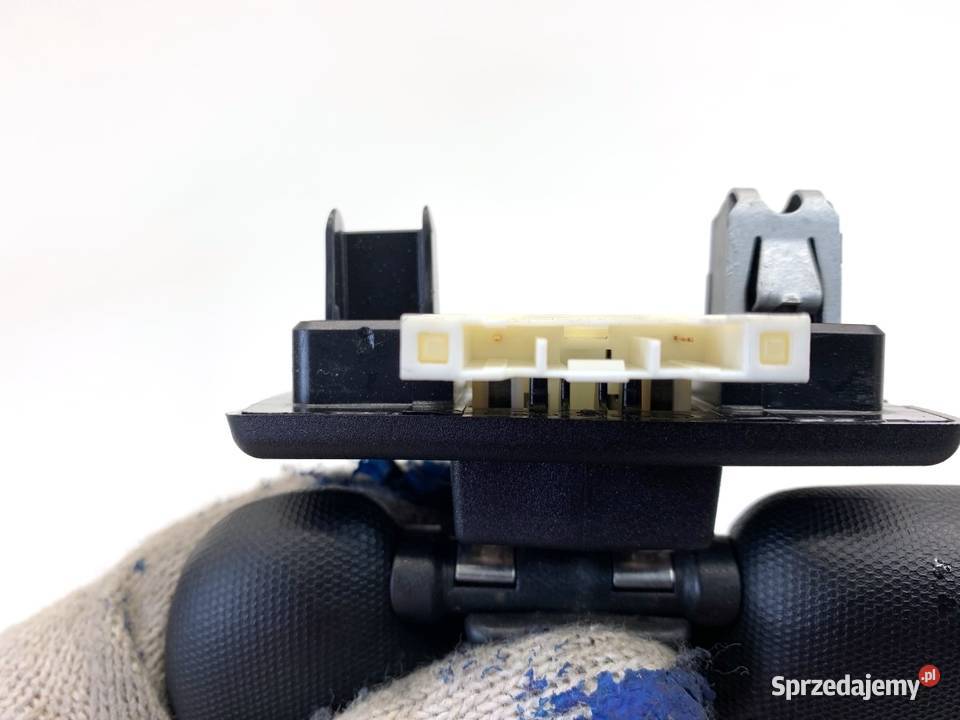 OSŁONA PRZECIWSŁONECZNA LEWY MERCEDES W176 1218 osobowe podkarpackie