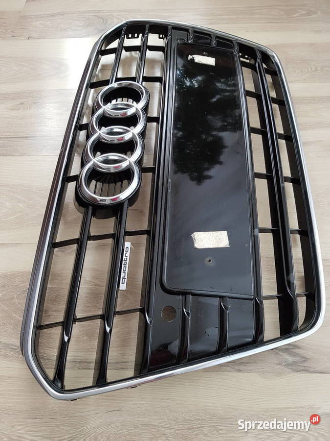 Grill atrapa Grill Audi A5 lift 8T0853651G A5 podkarpackie Trzcinica sprzedam