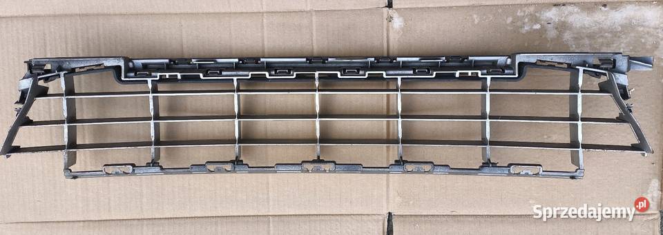 Kratka atrapa do peugeot 207 06 osobowe Borowie sprzedam