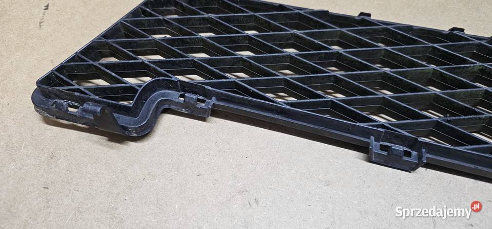 Kratka zderzaka mercedes w169 1698850224 Zbąszyń