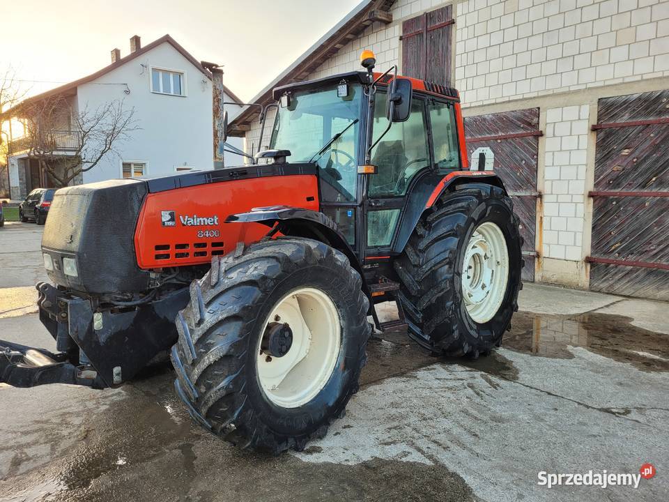Valtra Valmet 8400 Zaczep górny