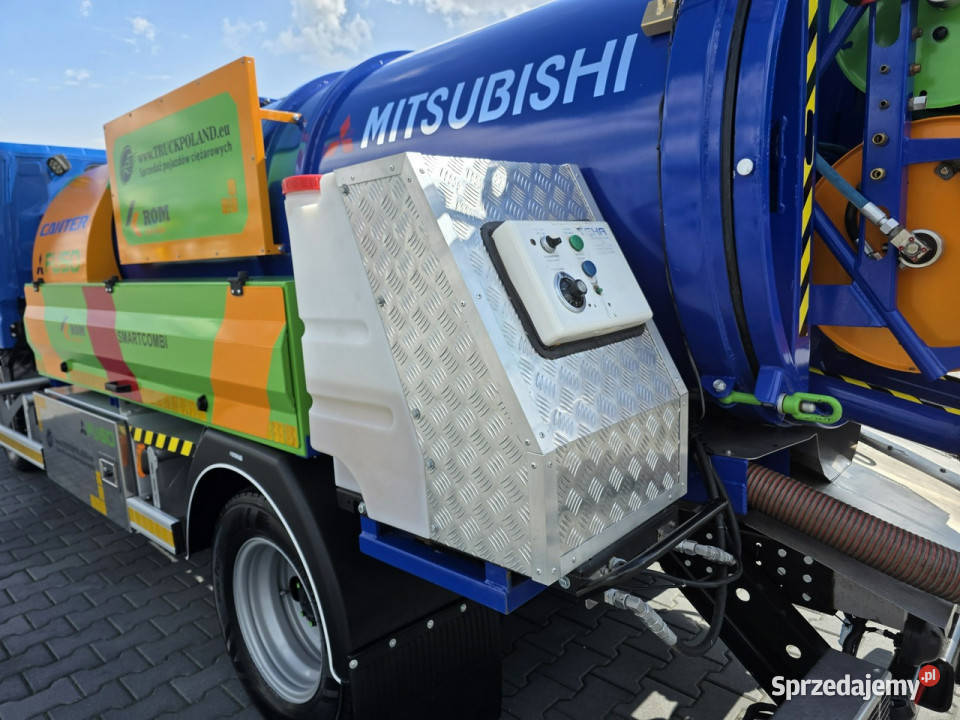 Mitsubishi ROM SMART COMBI WUKO GORĄCA WODA DO Samochody ciężarowe świętokrzyskie Daleszyce