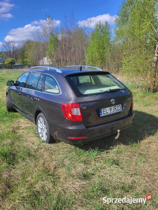 Sprzedam Skodę Superb z 2011 roku silnik 16 TDI Superb