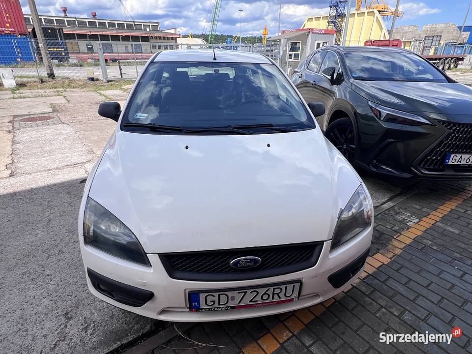 Syndyk sprzeda auto Ford Focus nieuszkodzony Gdynia sprzedam