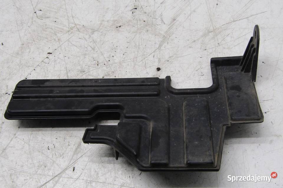 KIEROWNICA POWIETRZA PRAWA SUZUKI VITARA III 15 Układ chłodzenia