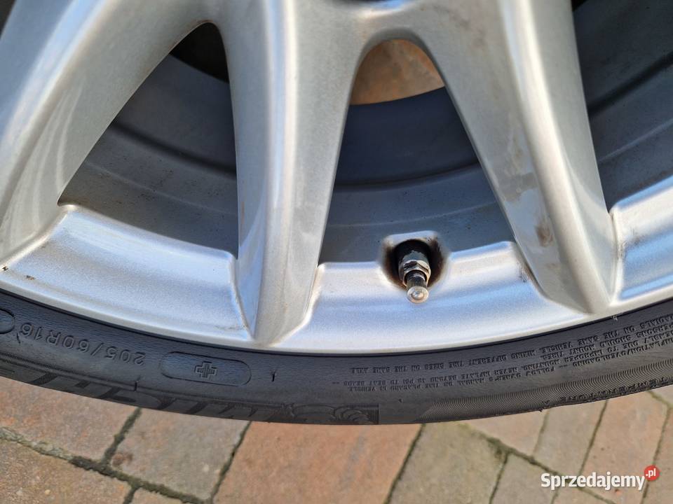 Felgi Koła BMW Seria F F43 F45 16 5x112 ET52 Samochodowe sprzedam