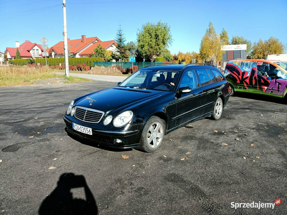 Mercedes E 320 Mercedes E klasa 32lpg 03r benzyna+LPG Mercedes-Benz Tarnów