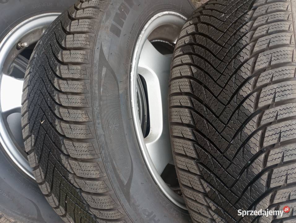 Kola 16 mercedes z nowymi oponami zimowe opony dolnośląskie