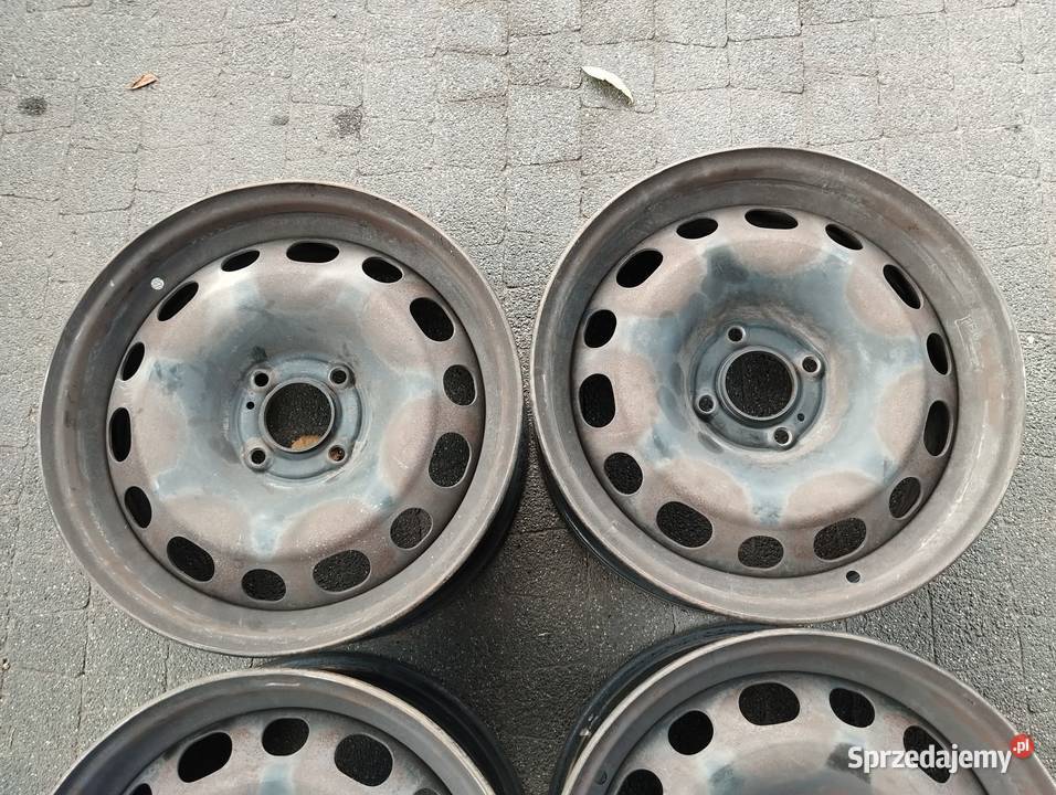 Felga Peugeot 16 4x108 7J ET32 651mm sztukę Kamieniec