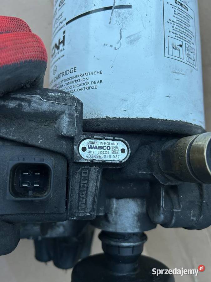 Osuszacz powietrza Iveco Sway trakker stralis ciężarowe Sulechów sprzedam