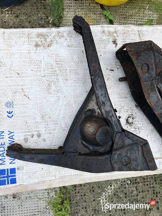 Wahacz fiat 126p lewy prawy tył tylny