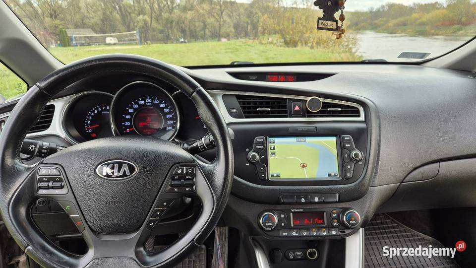 Kia Ceed 16 benzyna bezwypadkowy salon polska podkarpackie Jawornik Polski