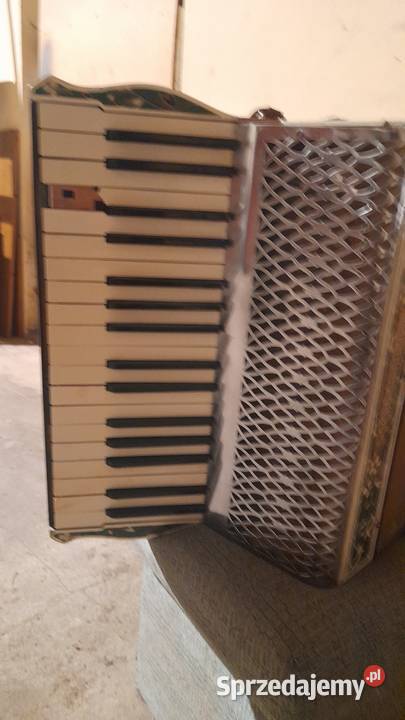 Sprzedam akordeon HOHNER VERDI I 48 Basow podkarpackie Majdan Królewski