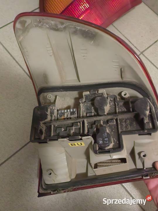 Lampy Tył Opel Astra F sedan 1998 małopolskie Kraków