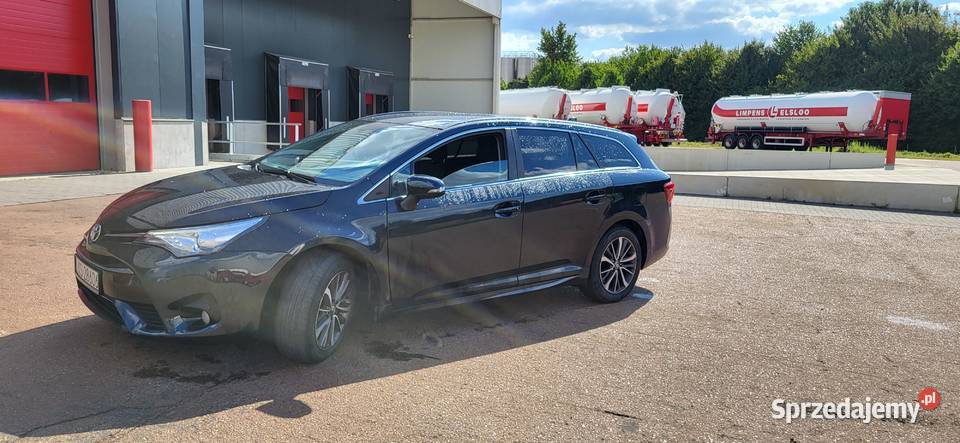 Toyota avensis T27 nieuszkodzony Boruń
