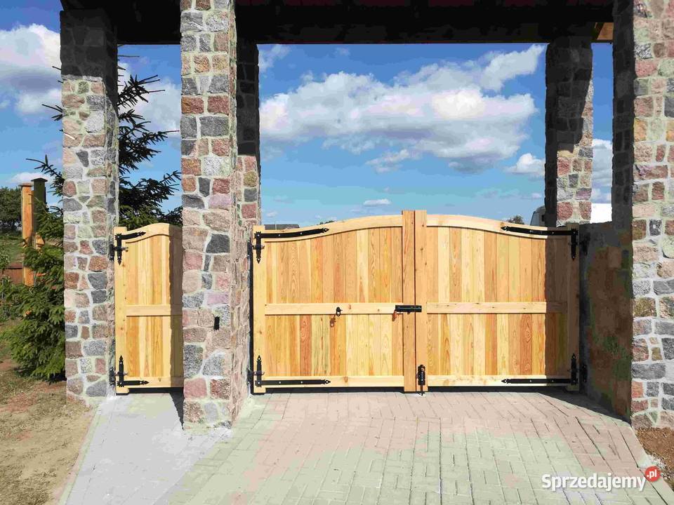 Brama drewniana model B9 Stanpor