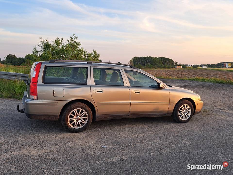 Volvo v70 1 właściciel 24 Benzyna 170 Manual Oleśnica
