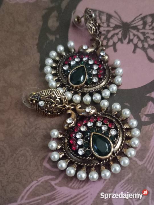 Piękne eleganckie kolczyki osmańskie