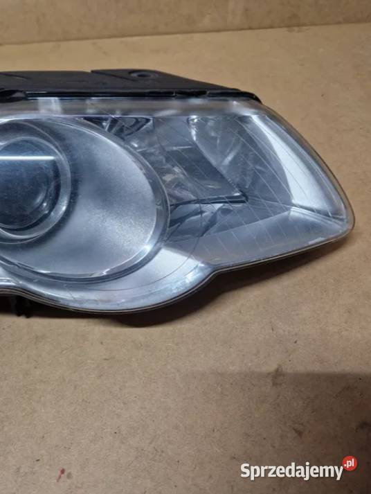 Vw passat B6 lampa prawa przednia 3c0941006S dolnośląskie sprzedam