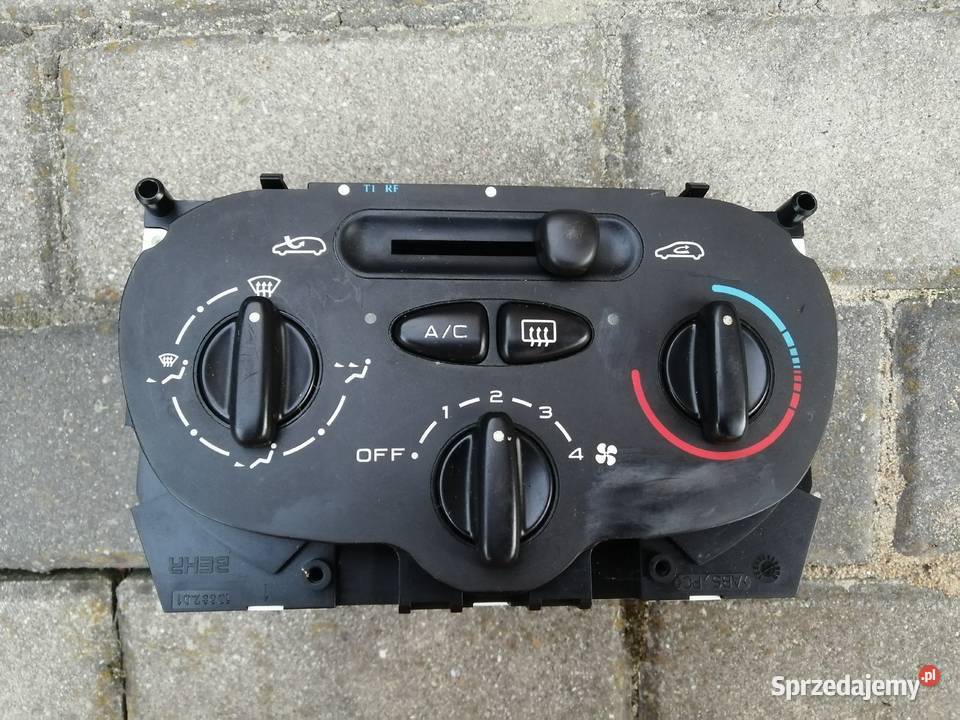 Panel klimatyzacji Peugeot 206