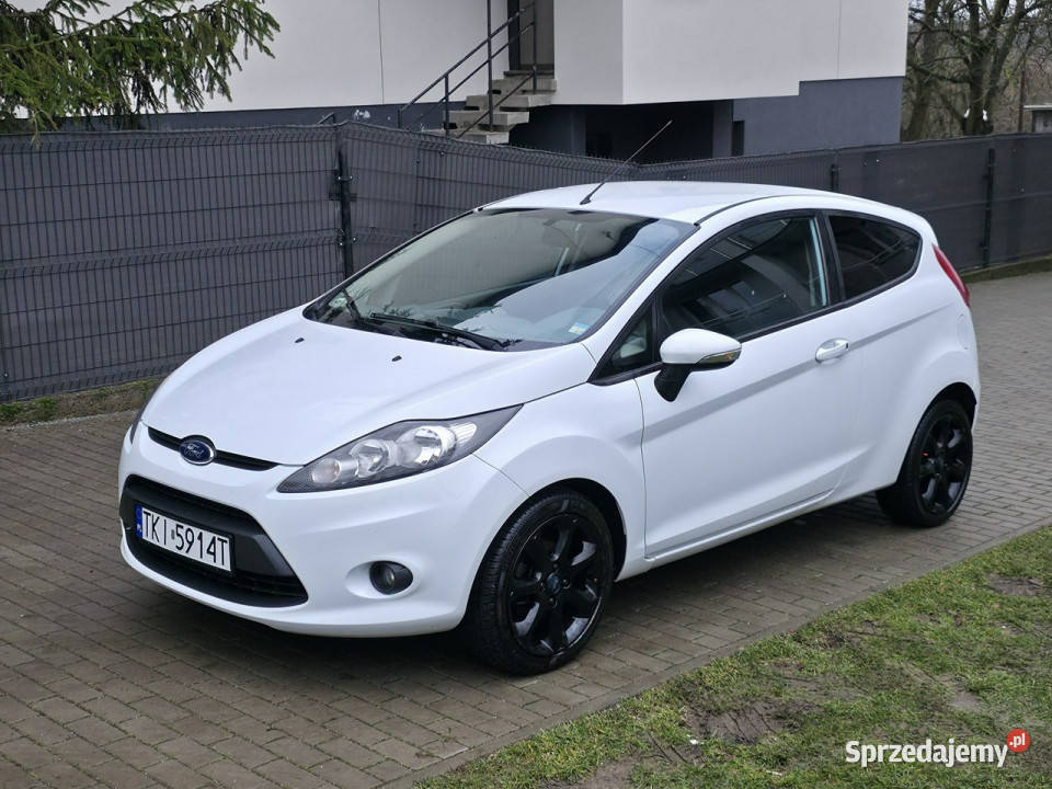 Ford Fiesta 125 Benzyna Serwisowany Gwarancja Hatchback Piekoszów sprzedam