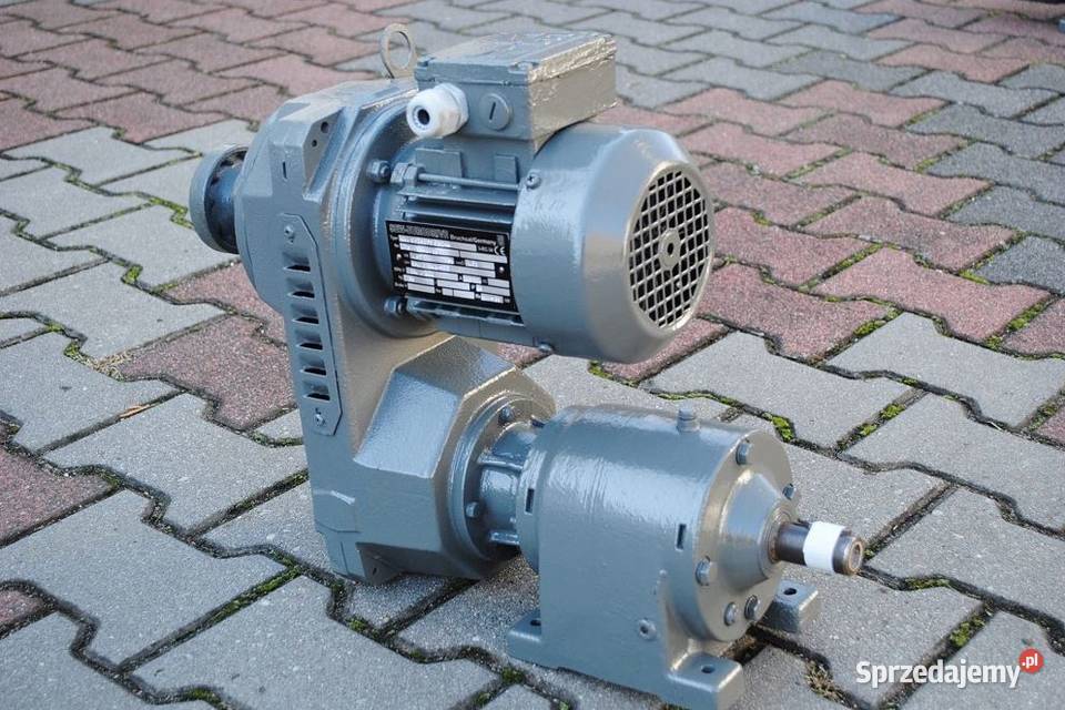 Motoreduktor 037kw z regulacją 14677obrmin SEW Kargowa