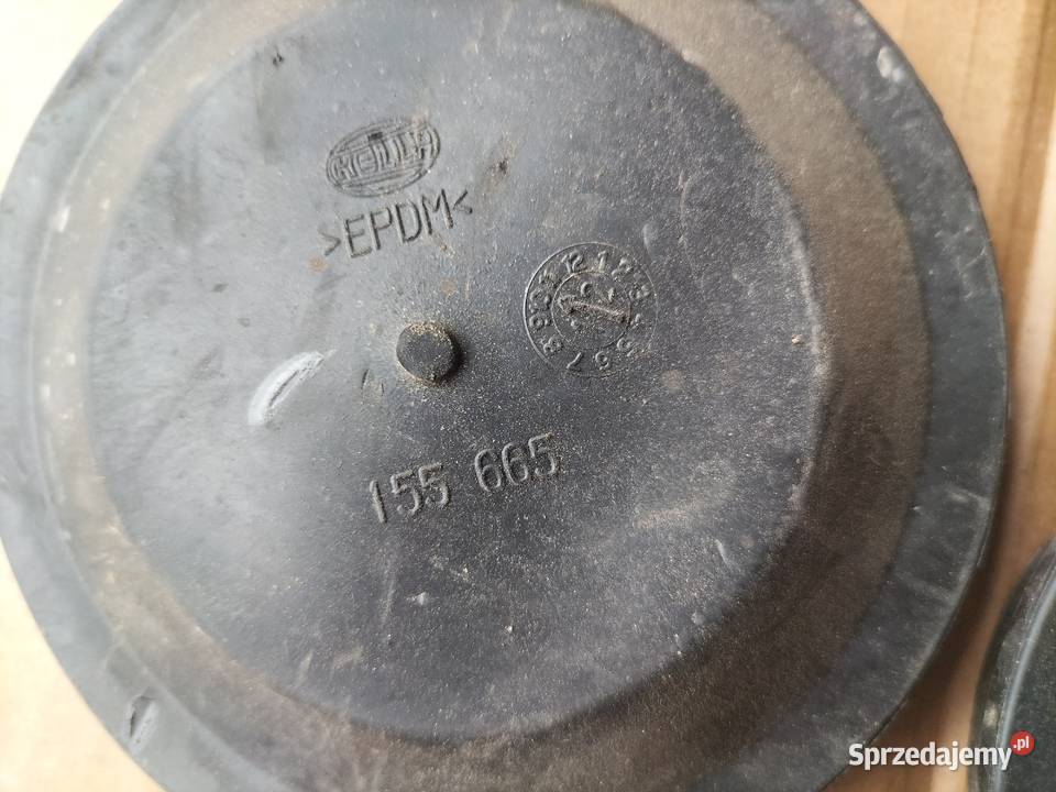 ZAŚLEPKA LAMPY DEKIELEK OSŁONA ŻARÓWEK 155665 osobowe Kamień-Kolonia