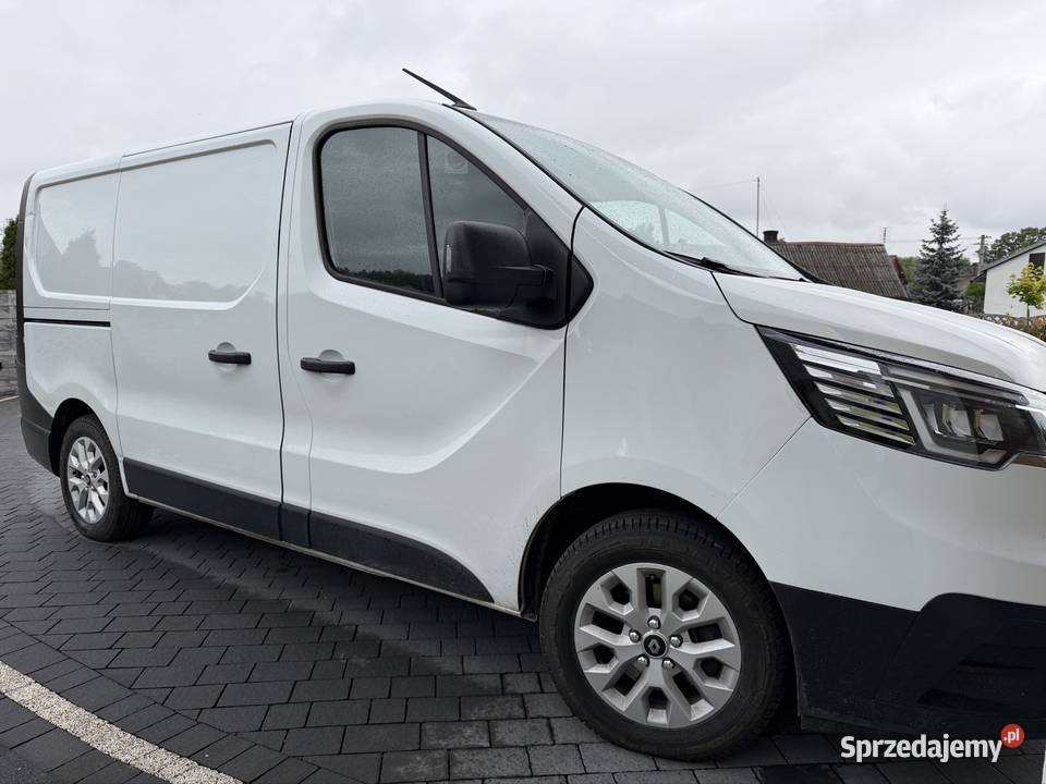 Renault Trafic 20 2023 grudzień nieuszkodzony Renault Kielce sprzedam