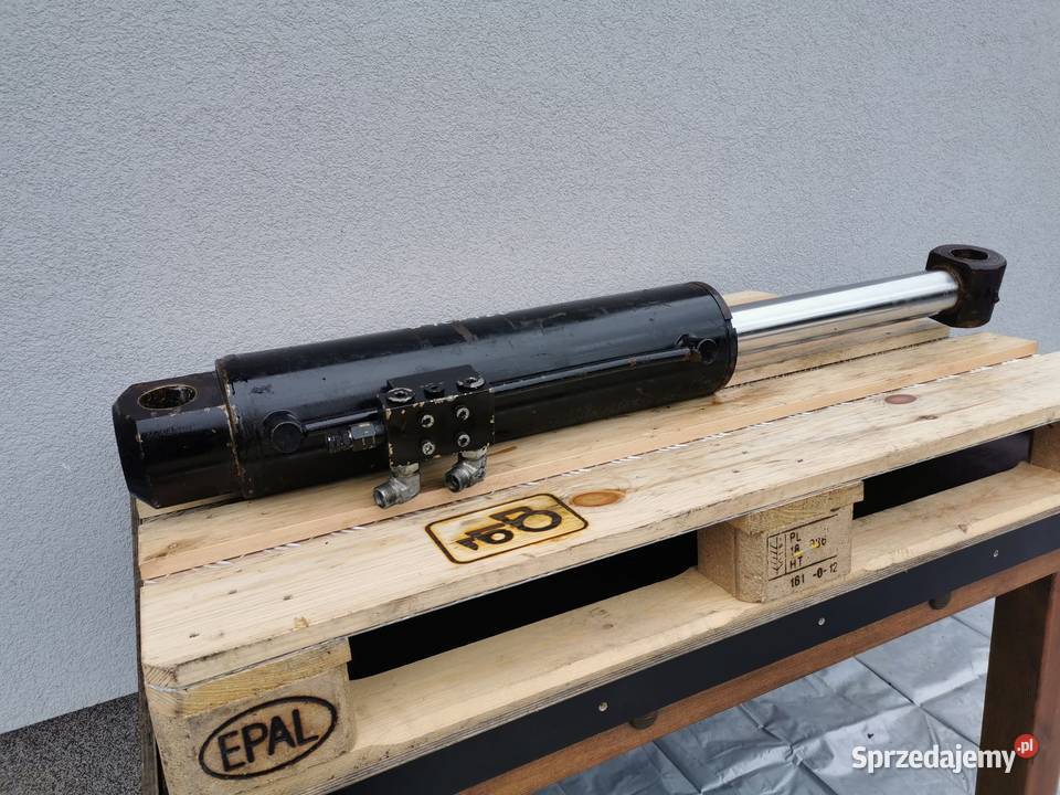 Cylinder hydrauliczny łyżki Deutzfahr Agrovektor