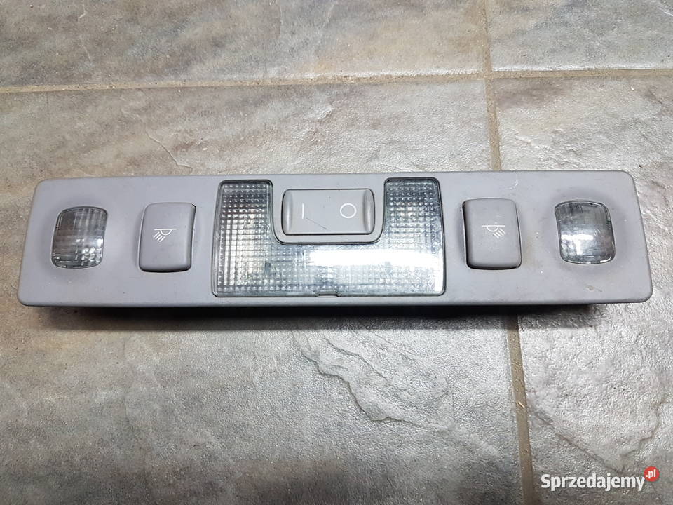 AUDI A6 C5 LAMPKA OSWIETLENIA KABINY 4B0947111 osobowe Turek