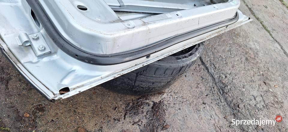 Drzwi prawy przod BMW E38 TITANSILBER Drzwi Piła sprzedam