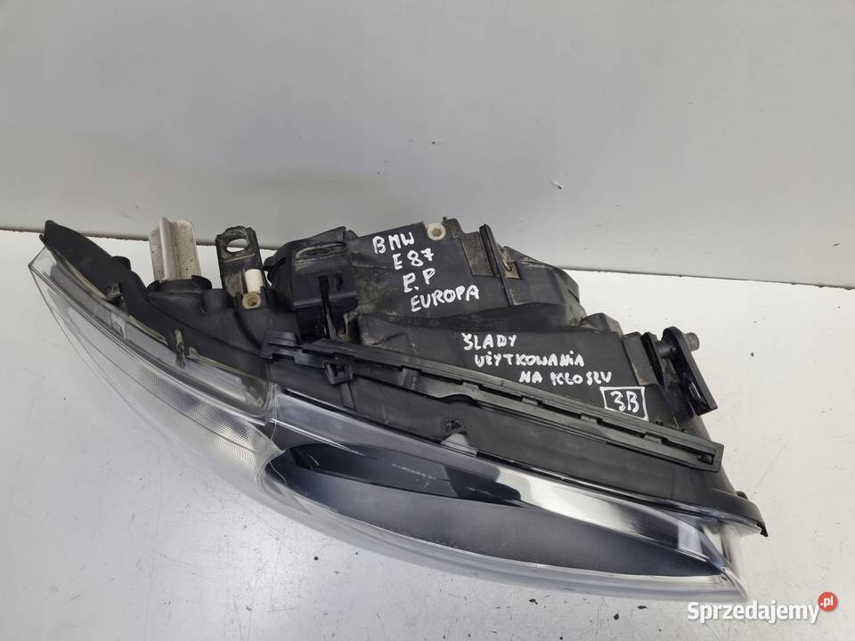 LAMPA PRAWA BMW E87 0411r PRZEDNIA PRAWY PRZÓD