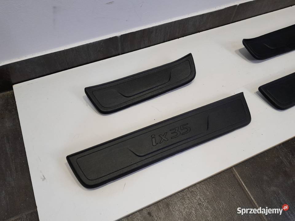 NAKŁADKI PROGOWE HYUNDAI IX 35 0915 łódzkie sprzedam