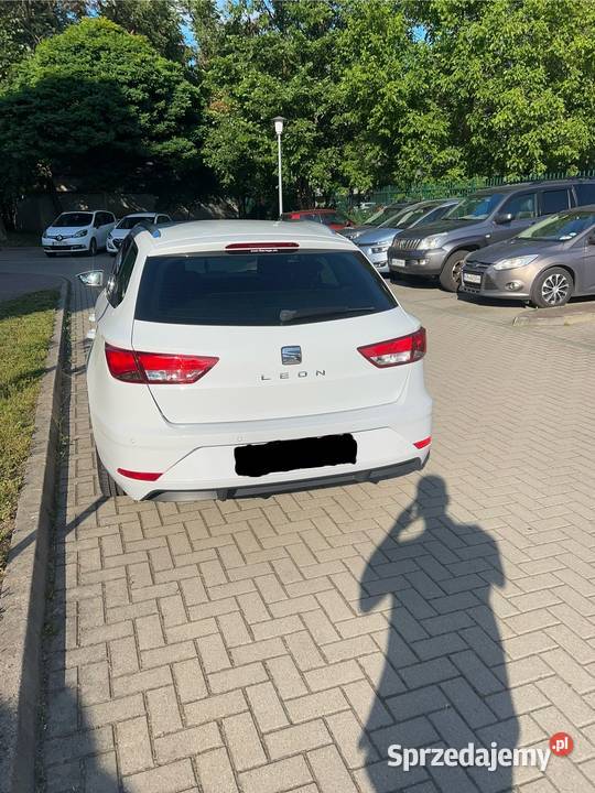 Seat Leon ST 16TDI 115 2018r z Szwajcarii relingi dachowe Kraków