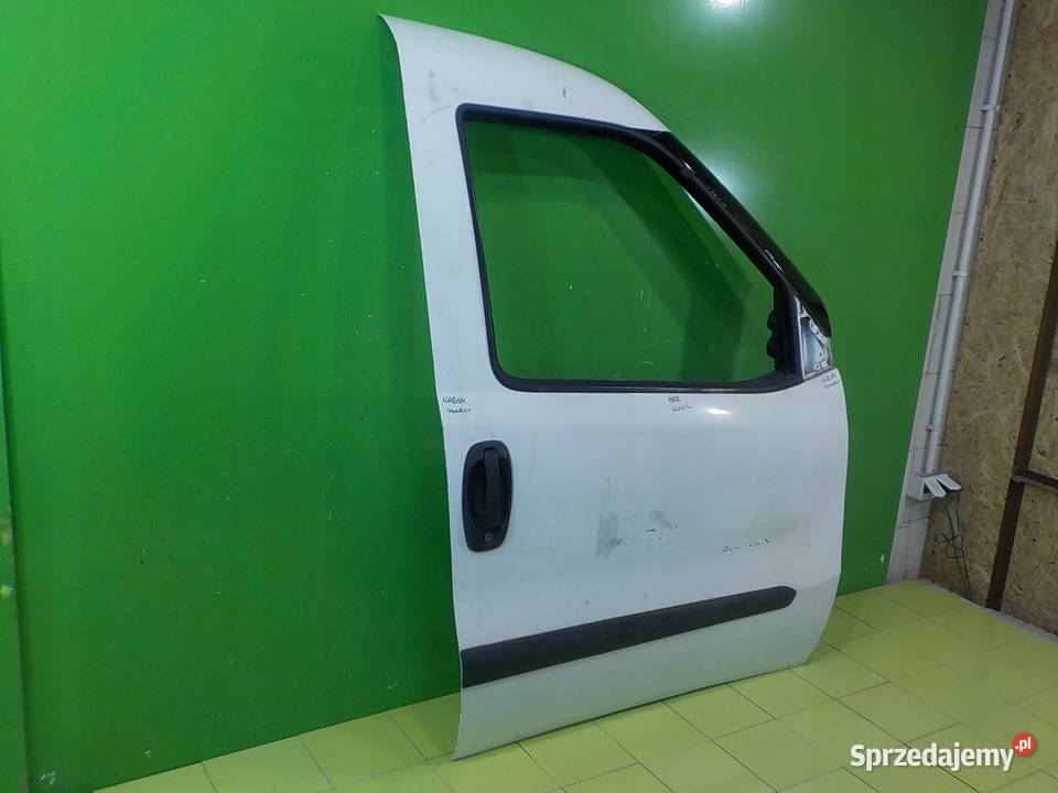 OPEL COMBO D 13 CDTI 16r L1H1 drzwi prawy przod osobowe Suków