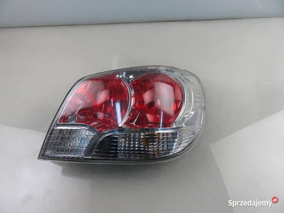 LAMPA PRAWA TYLNA MITSUBISHI OUTLANDER I CUW
