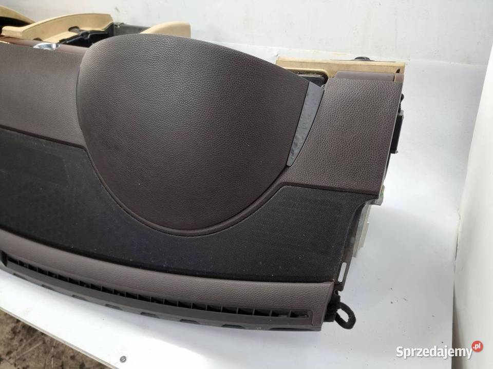 DESKA KOKPIT VOLKSWAGEN PHAETON Lipno