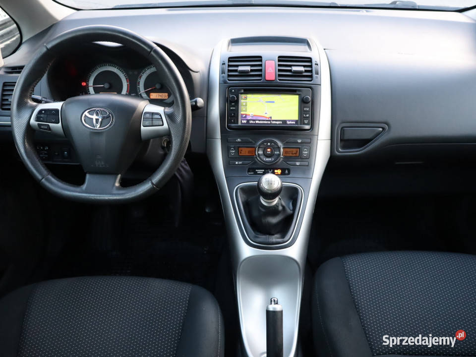 Toyota Auris 16 Valvematic manualna