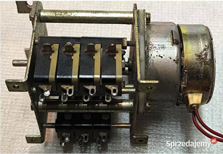 Mikro wyłącznik Crouzet Dom i Ogród sprzedam