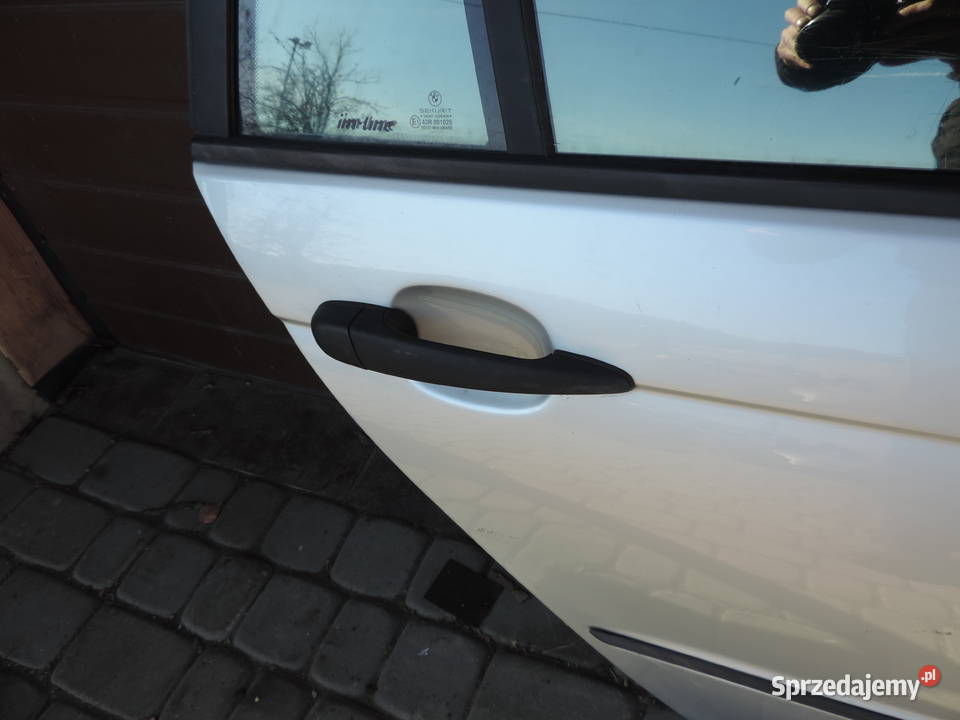 DRZWI PRAWY TYŁ BMW E46 FL KOMBI TTITAN SILBER Nowy Sącz