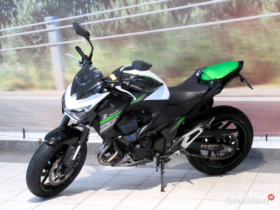 Kawasaki Z 800 Akrapovic niski przebieg Oferuję naked łódzkie